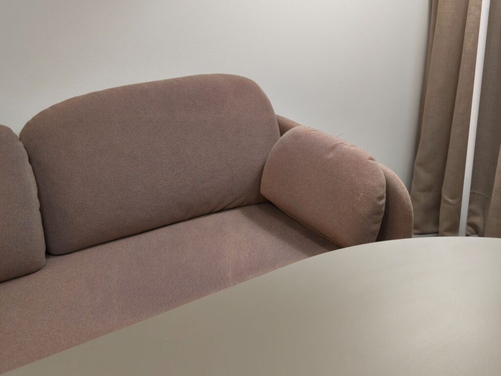 referenssi-affe-acoustic-toivonkuulo-toimitilakalustaminen-akustointi-6