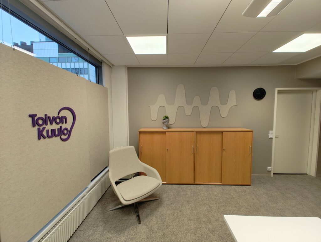 referenssi-affe-acoustic-toivonkuulo-toimitilakalustaminen-akustointi-8